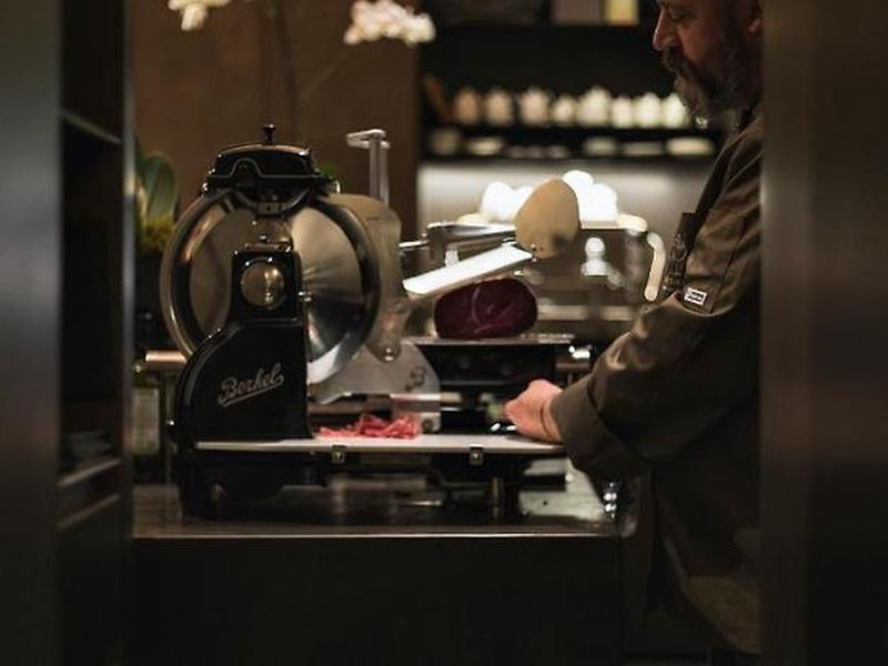 16B80E16BD5BB726A7562596A9BAB931