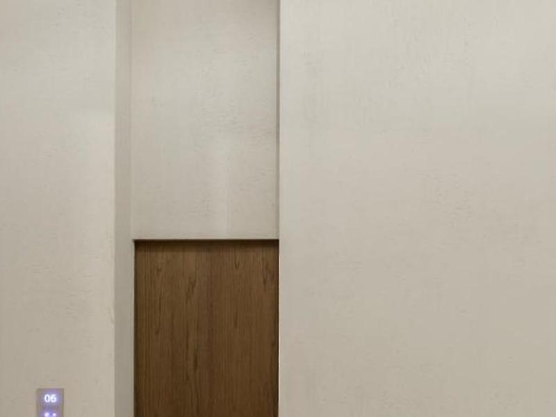 EEB2E4B37F2EB39710F4B7236F2F2531