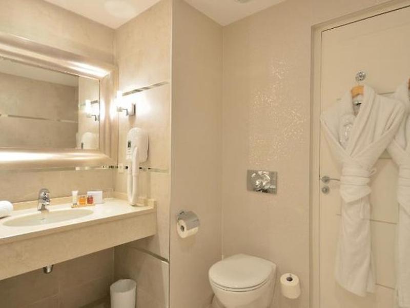 2531A5AF756A91C7BBA453693381FF39