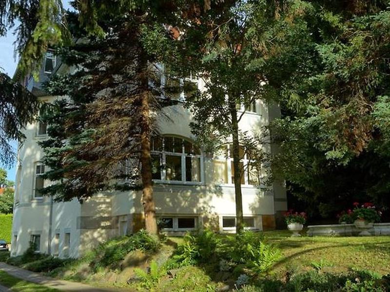 5FDB4322E6E37FEE90EE1302F15576D2