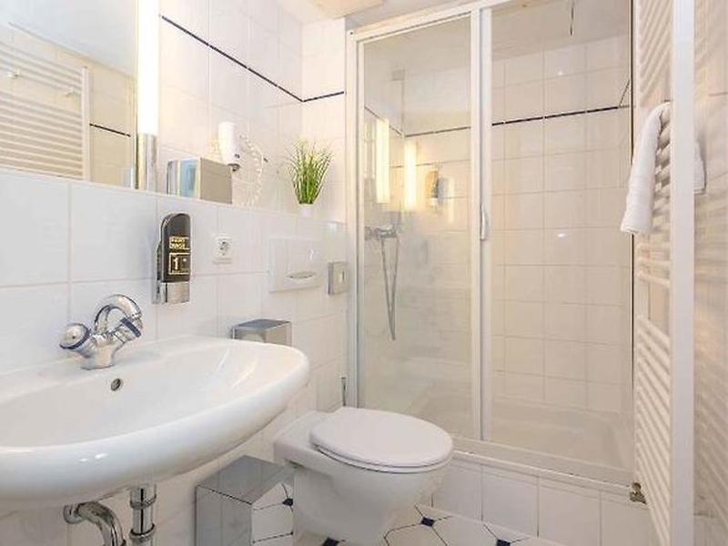 19F998DA0CE13EF7F5FAEB0BAC2577B3