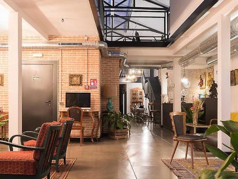 3BC4D179E844A29D1956C0DC9D85A66E