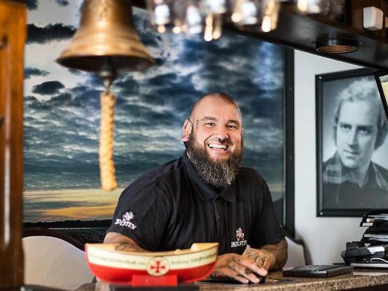 CAD541AF57930ED4373C68723706FDE3