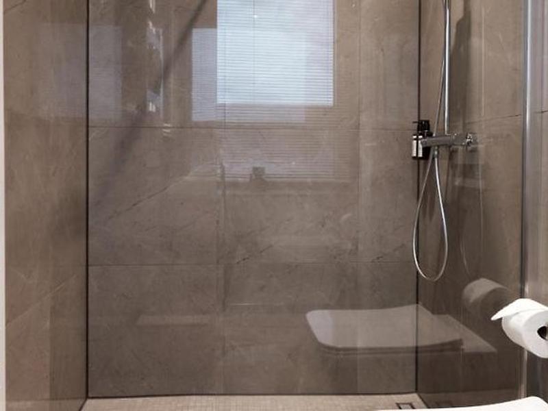 2DAD49B533293725B07F2D84199D0F67