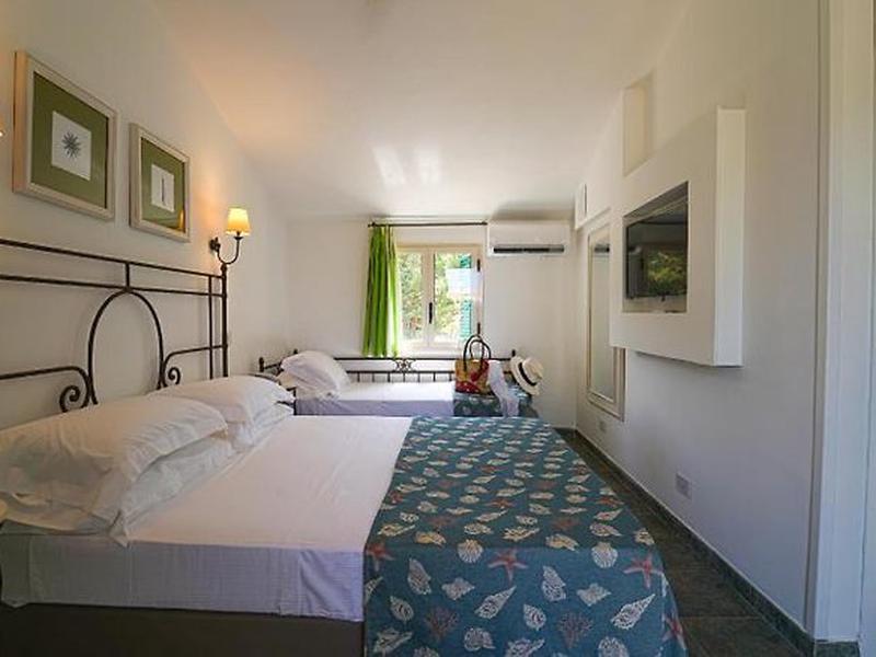 C8D5AB120CFED145AA80FF5C914E734A