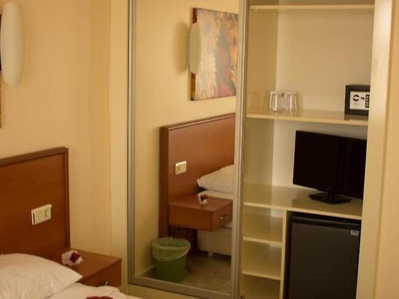 76BAA0BB839329442EB80C2D850870A3