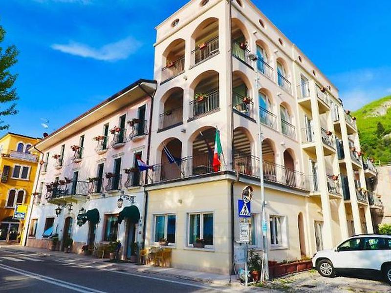 62F24C553485E88EAC05A74331522ACC