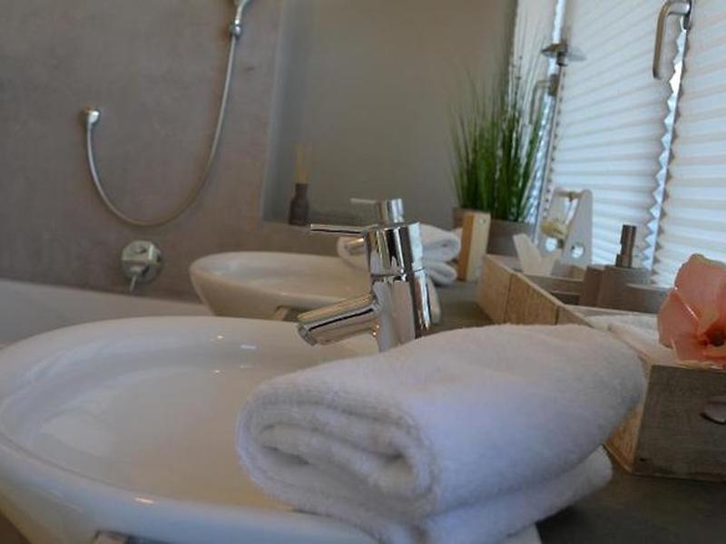 740A70D0DBAA5829099BBB7C8C18DF96