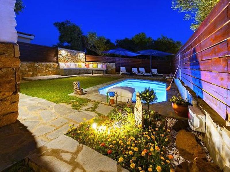 4ECC7C85F30C3ECFBB2C0281BB5EC181