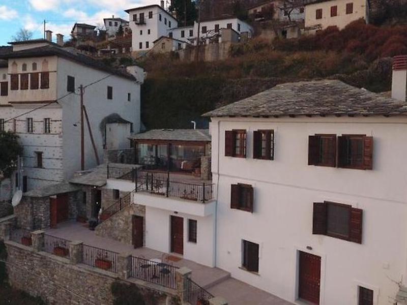 73BDB232FC38C5F77BA5CB3591A6C1F0