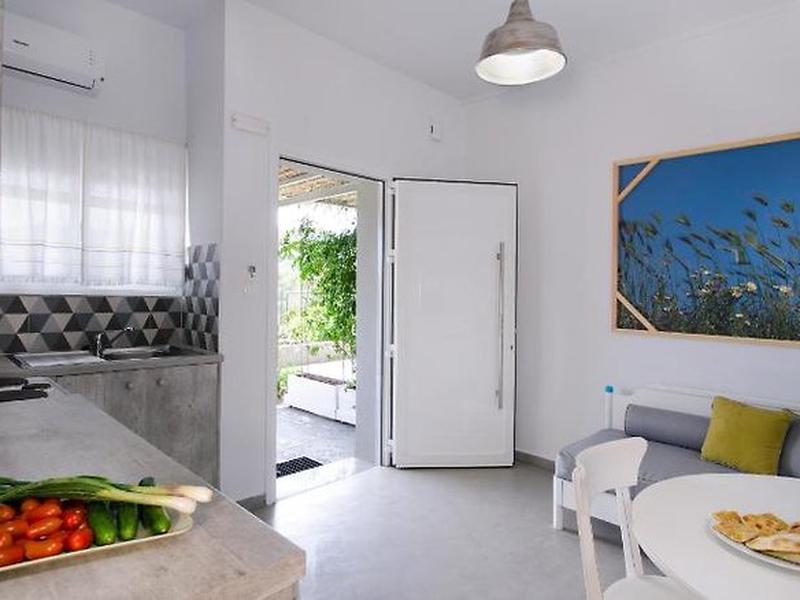 705BCEC3BE64BEDF5BB48B4B9B1501D2