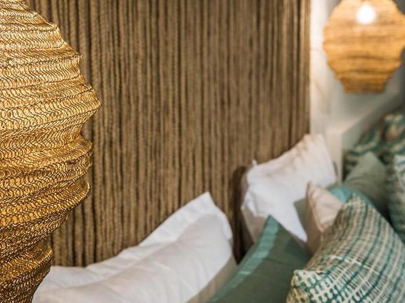 54FFD1BBAFF31A52B06A5A9C7E2BE053