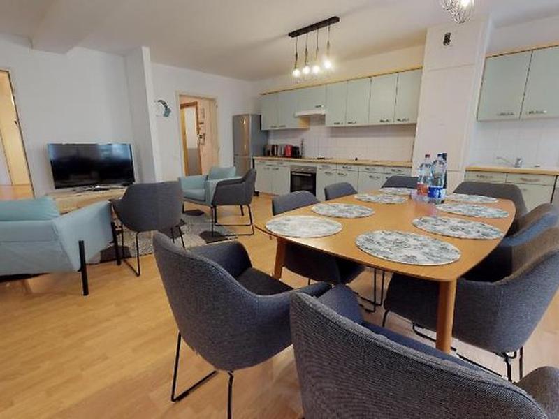 127413C54385583B4AC2CA7AB800A9D4