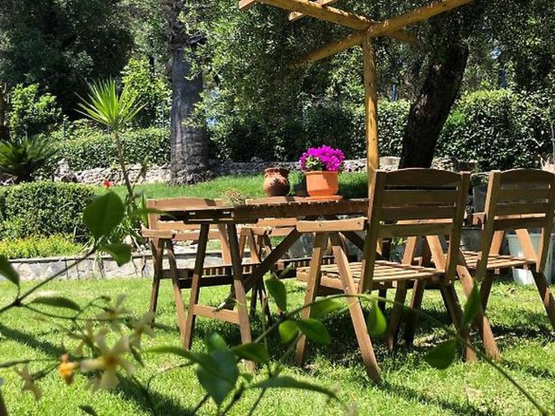 25ADC1F51F71A5CA311DDA4A32132428