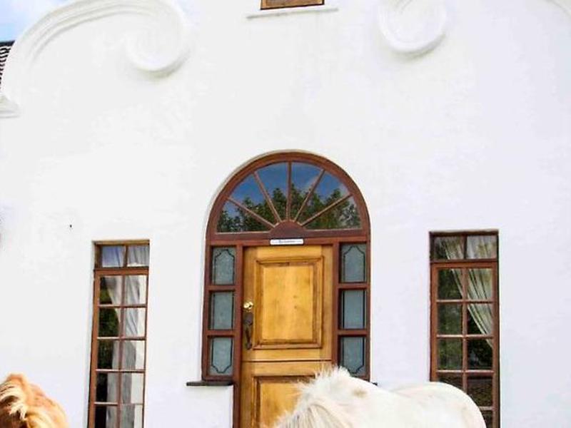 135BA5EC7F17B8CBE2A5962CF90485F5