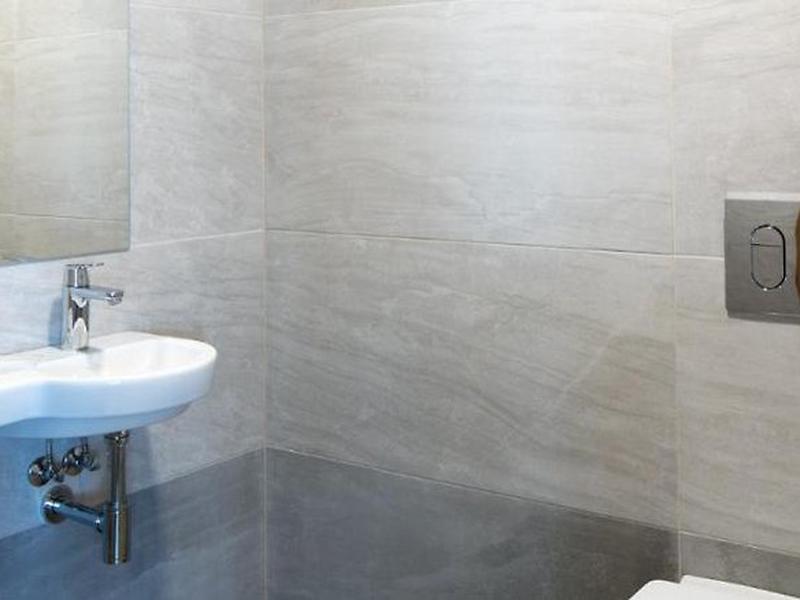 DC1CBD8317BC0AD8541BD5473D8EE101