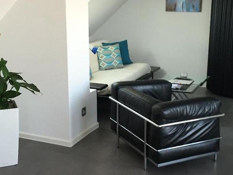 F0D70B68B6182E245E561127B06475D4