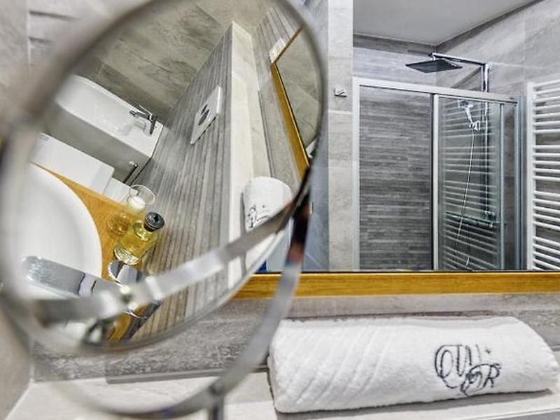 6DF1B467EF6568C2BD9366AC65D8DB65