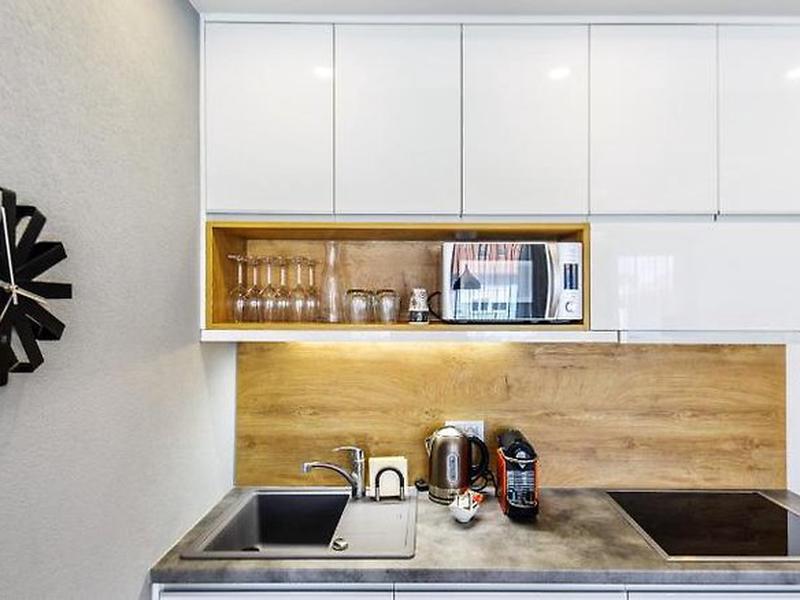 0CEB460F30905A7050C932A1F9DA48B0