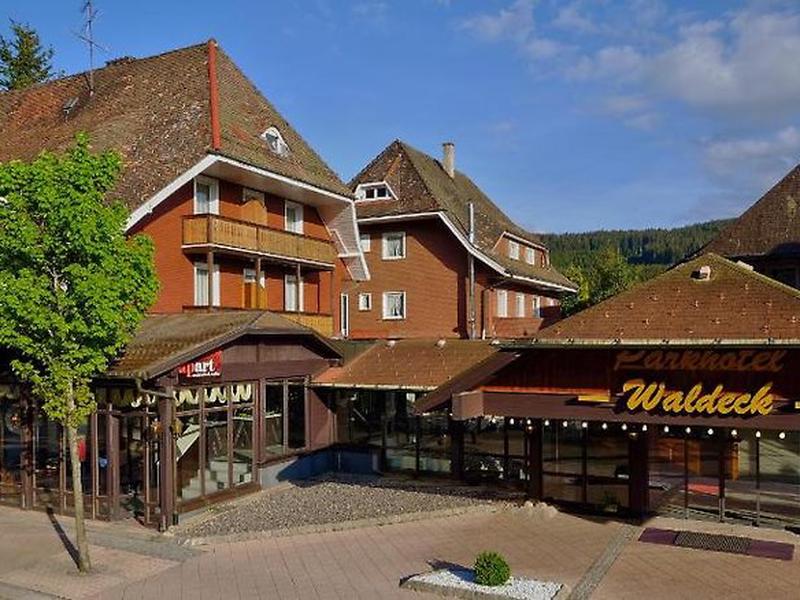 6435A3DBC4F772435F1E3E05A6CC7872