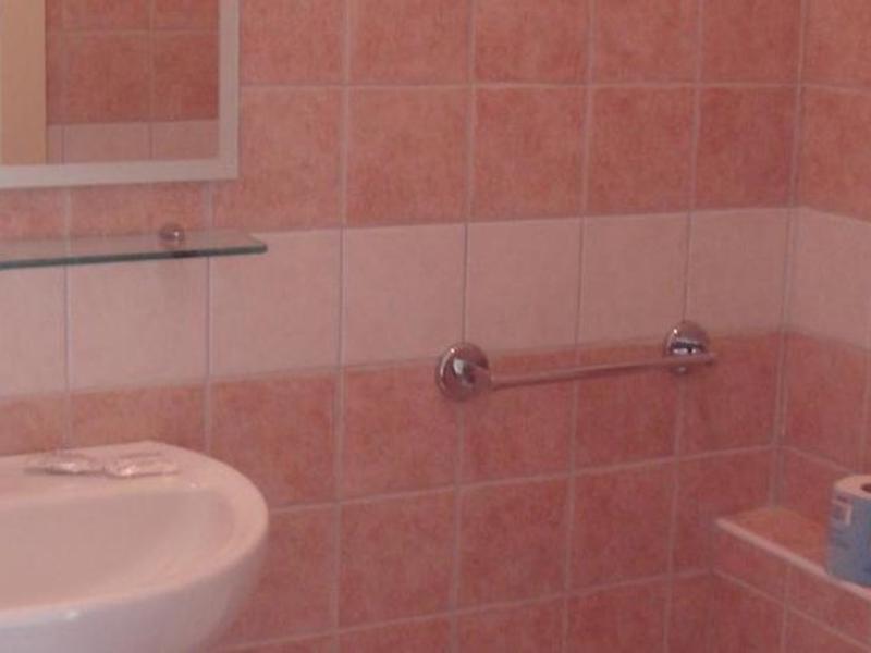 218EBC925BFB7AA8E3F02C55D95A6061