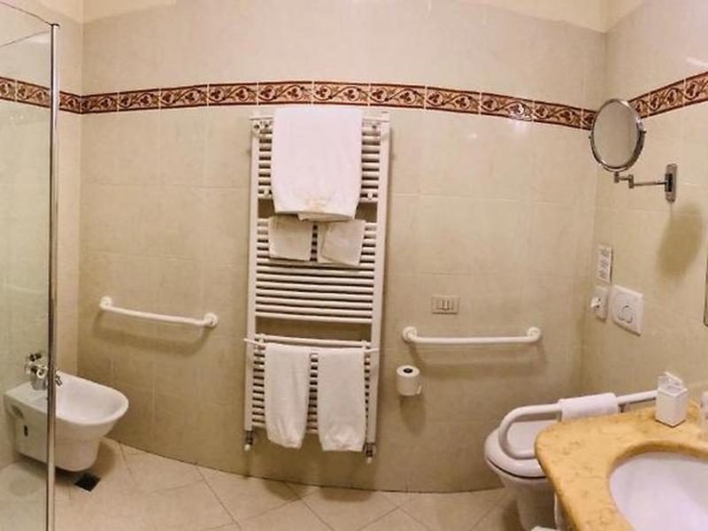 24405156CF0592DFDE94ECA92C2711E1