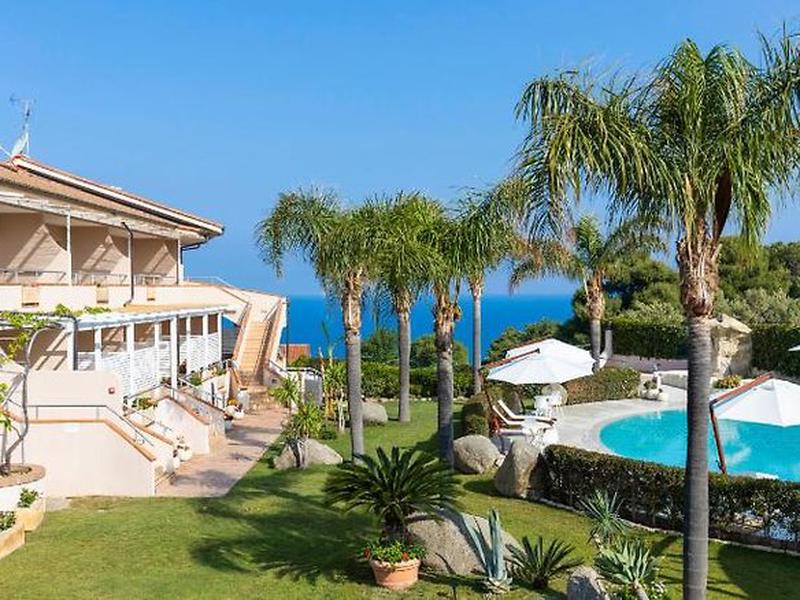 4AC726B381C1DCCACFF4BB9D5612541B