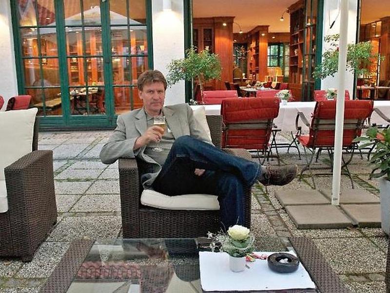 4010937C358A0C6712D4BBD8EFB9C599