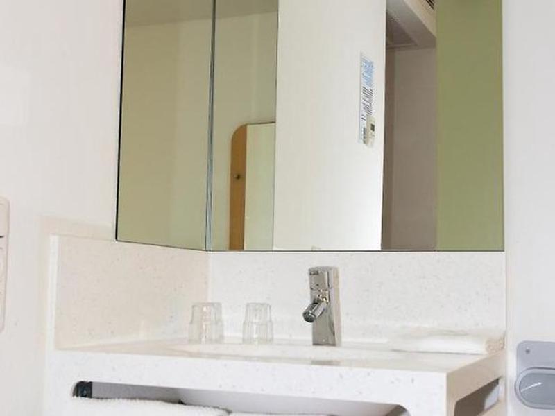 D8EFA3ACEC7461CF542883F5292274BE