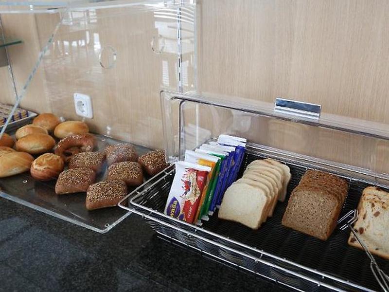 1EAF991473C5A5A47B1240C081D82D6E