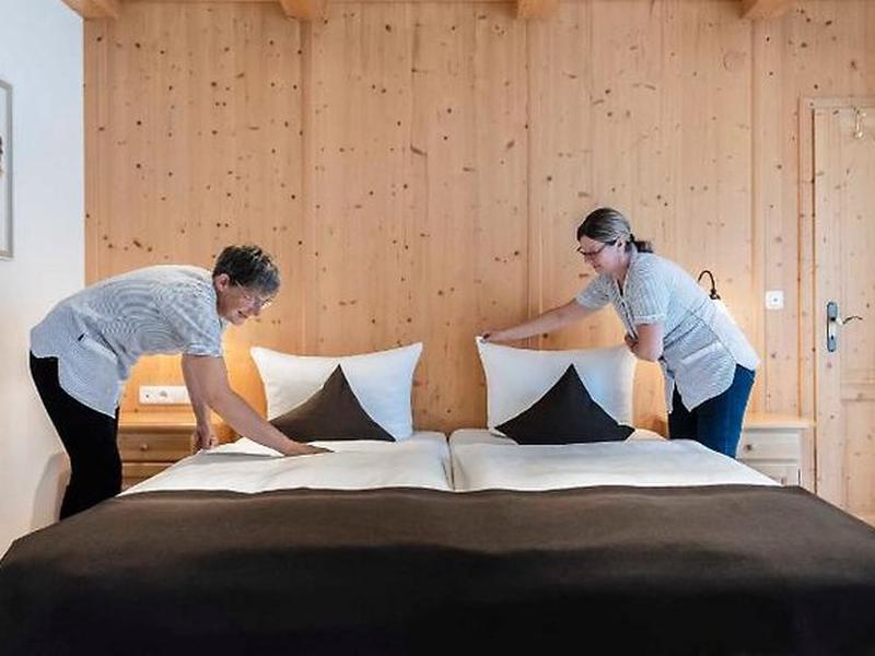 5B48F07FBA4C1F1BD90876DAD97A3310