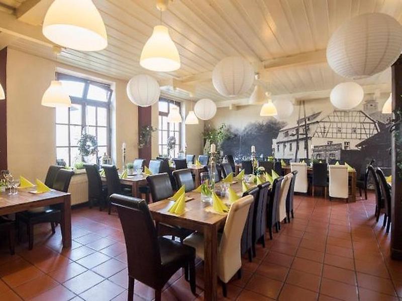 C85781CB27F494F0584D4C9B424C0172