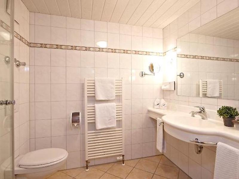 F7F31321D63B87FFF30D25E309D042EF