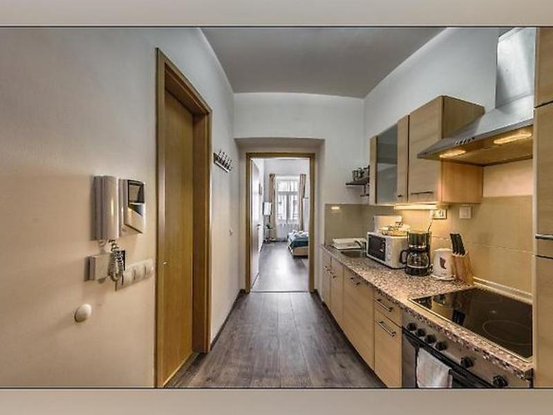 FCF6C0764BDE1AB6943D97997D73D7C5