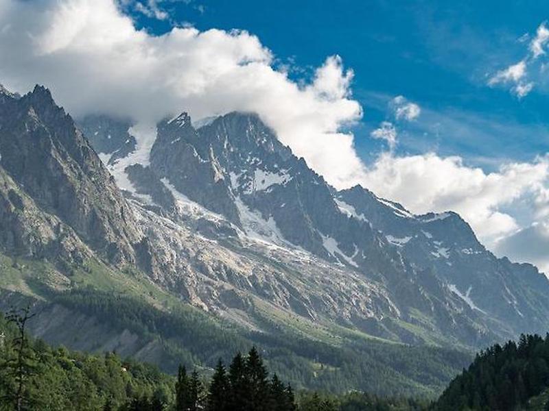 7DDB8F598E5B72E7546180D86B54DC3D