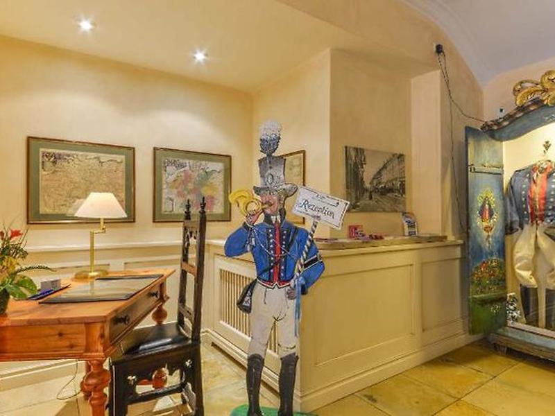 32BB8F2B8551E4A814AB621C6E68D6E8