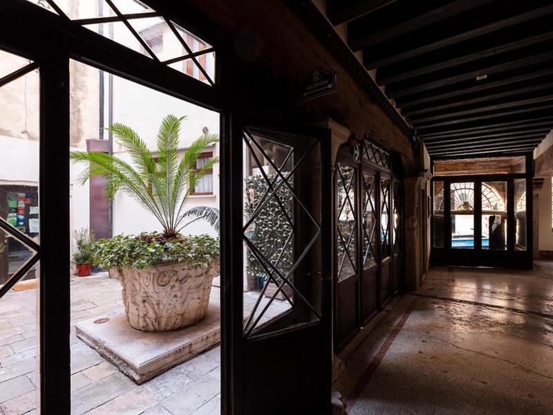 C2E869C7CEA56D8B94EF369C78098A2F