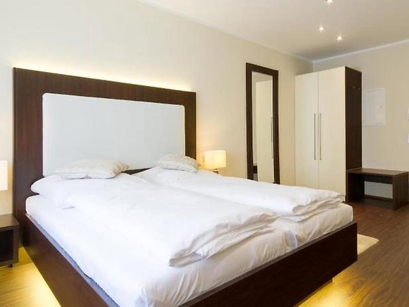 196CEDCB0AD0C387D21085F455677B2C