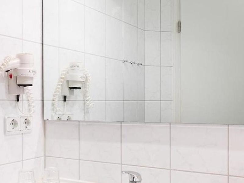 D535501DEA7002D24D198DB7C6EBECBF