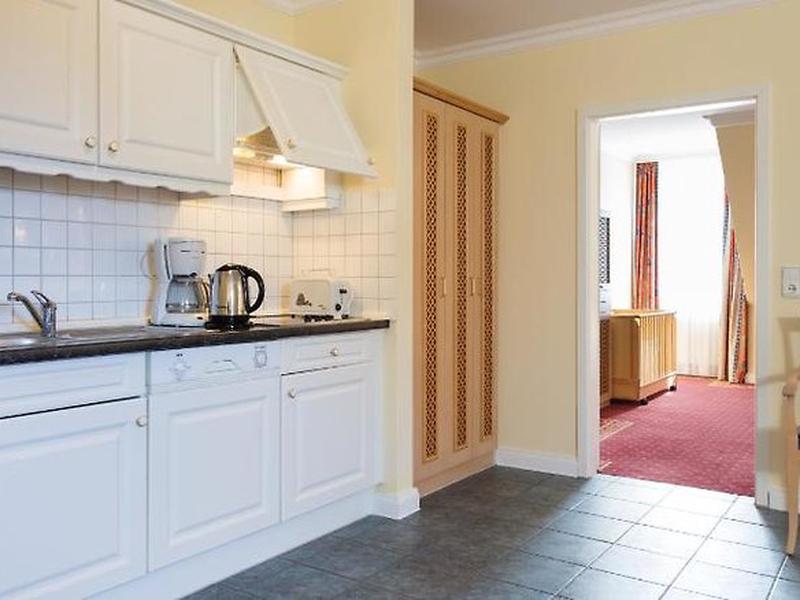 7D889D5BD8460BC68FA389E379599A82