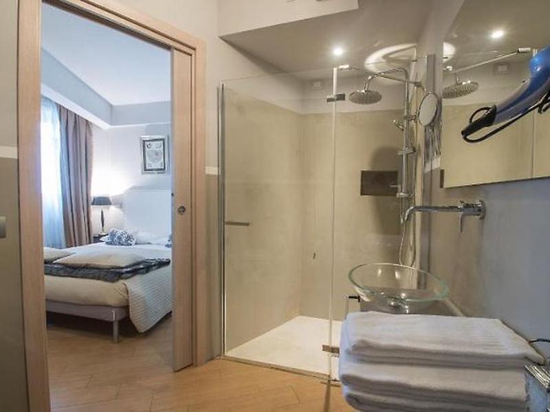 64FFD194799888AB9F8587908F9650EC