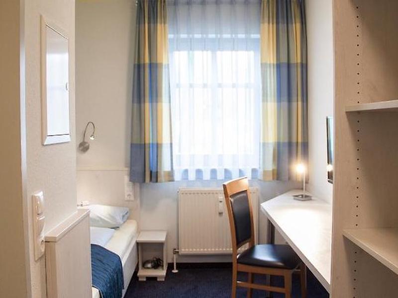 A36725206054DF09B08C908322BB05A3