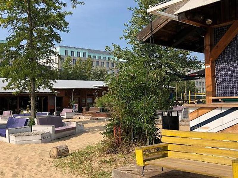 F5EDE151A9EE8FA6695592A73C3D490B