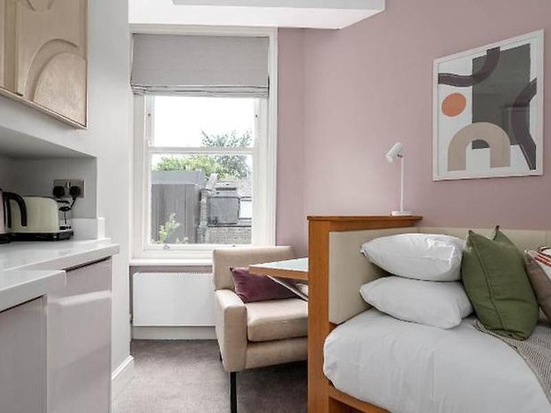 C6D4CE5591EDD1E9D4E1B1A2117089CF