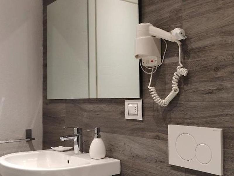 CD1235963FE9566B5F5929547AB522E8