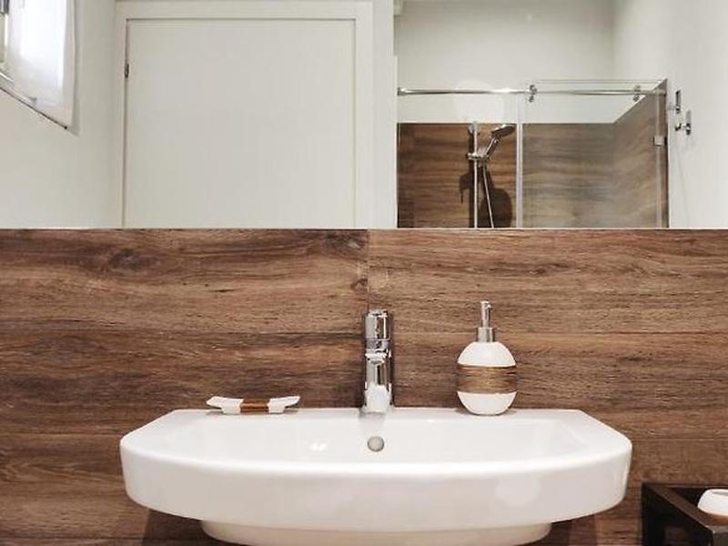 7108AA0618ECEADFA72F4640B3ADA301