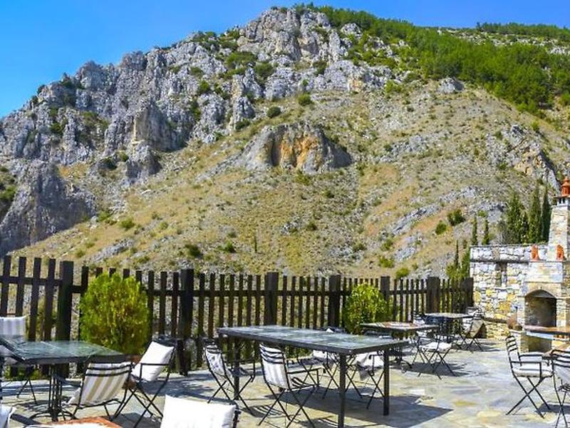 9C1518E909B9A6C62A0FCEFC21D13D89