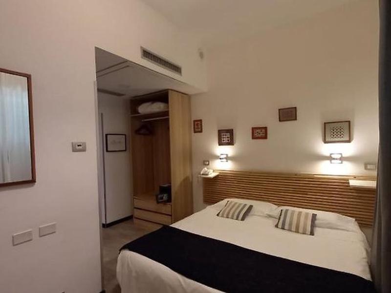 1932EDBDC32F6258BCABF55FC7FBD864