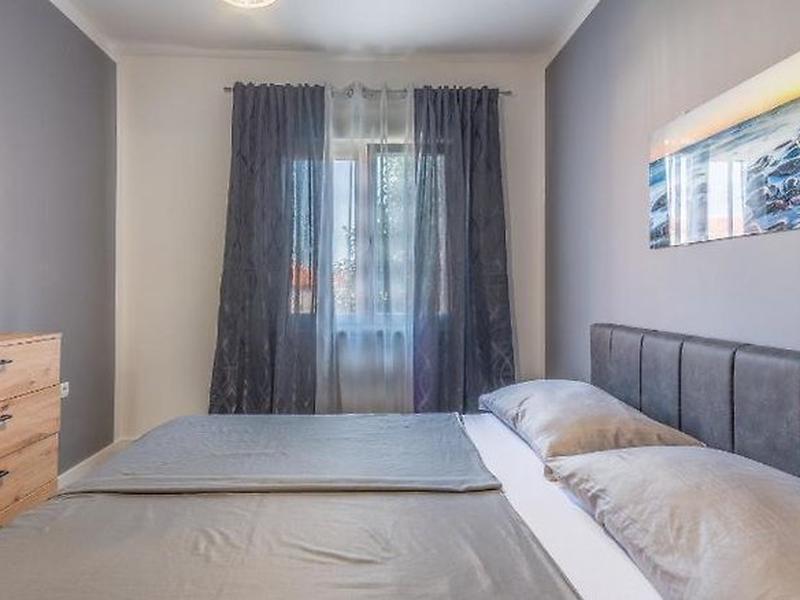 7915DFDE4DF42F2FCAEE6942DDDE6ACC