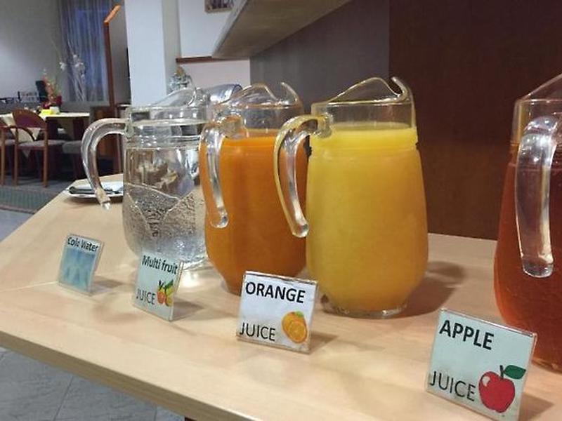 6D81E0CF398EBE3B13A8FA6367A238A2